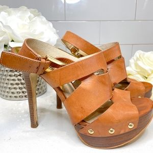 Michael Kors Camel Leather Platform Heels w/Gold Buckle & Stud Details - Size 7